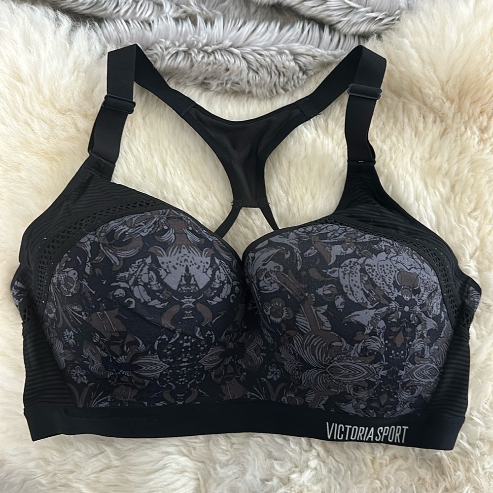 Incredible Sports Bra by Victoria’s Secret